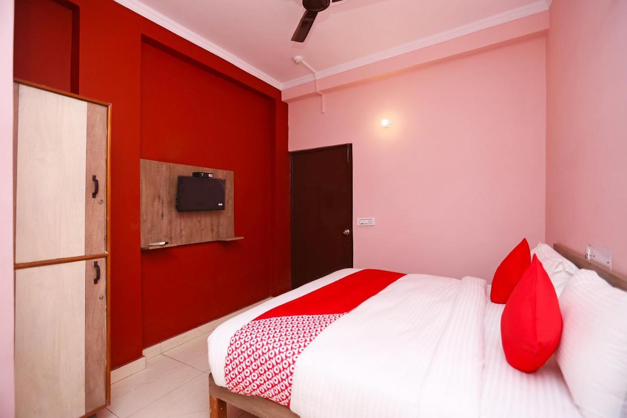 Oyo Flagship 14774 Sector 14 Gurgaon Hotel Kültér fotó